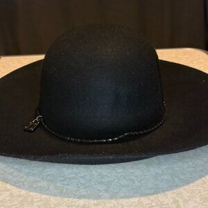 BCBGeneration Black Wool Floppy Hat with Chain Detail